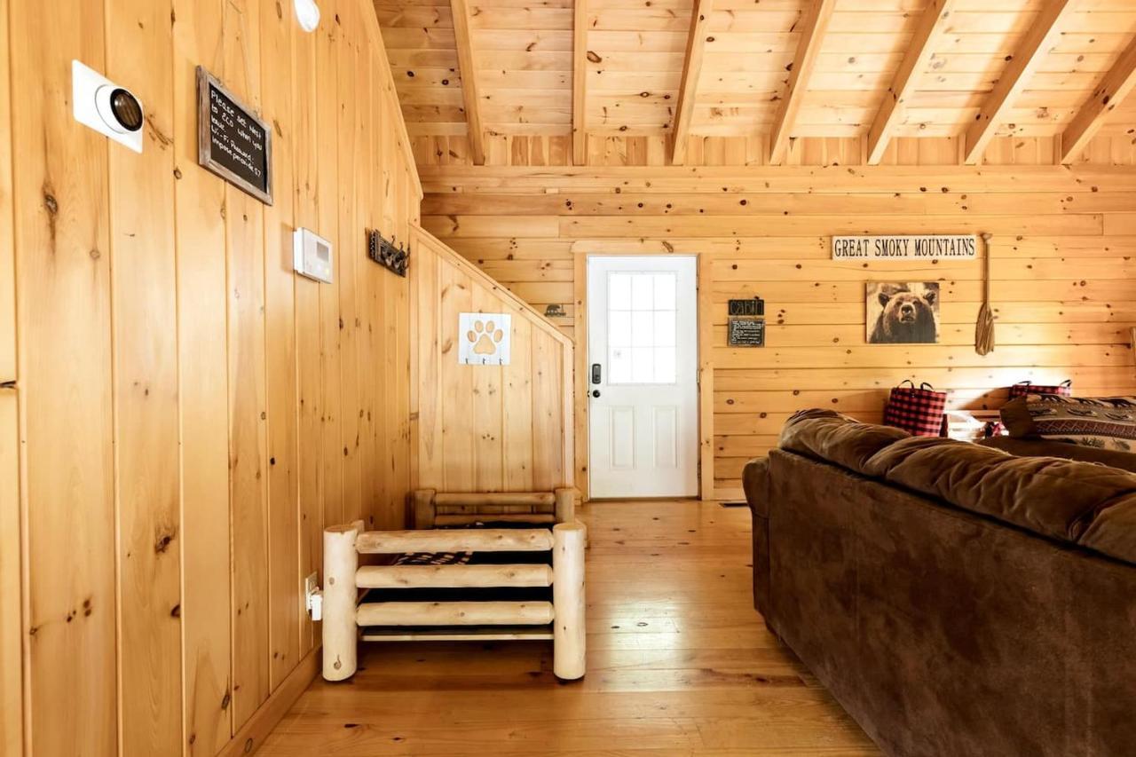Smoky Mtn Hideaway - Cabin W/ Hot Tub & Pool Table Villa Sevierville Eksteriør billede