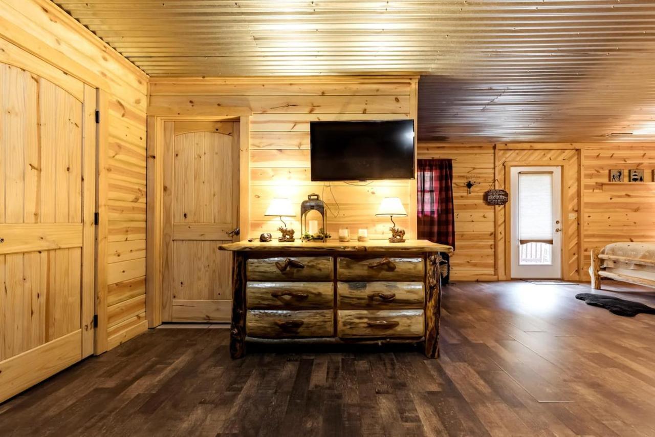 Smoky Mtn Hideaway - Cabin W/ Hot Tub & Pool Table Villa Sevierville Eksteriør billede